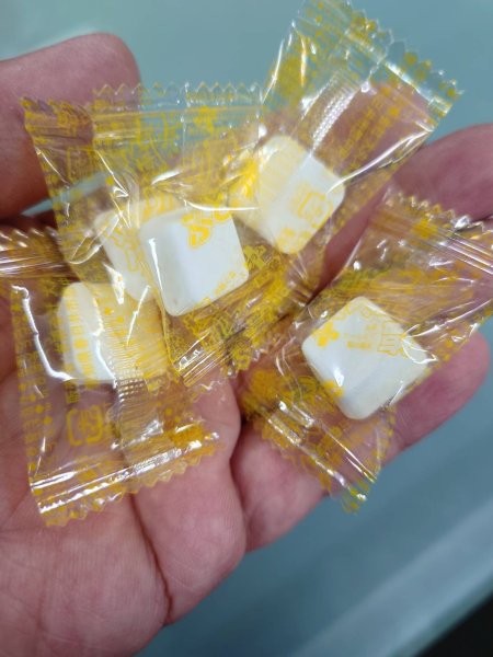 画像2: 塩+クエン酸入りぶどう糖300粒（業務用） (2)